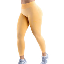 Indlæs billede til gallerivisning 2025 Seamless Booty pants for Women - 3-Layer Lifting Design, to much Colors, Squat-Proof Yoga & Gym pants