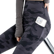 Indlæs billede til gallerivisning Women's Plus Size Camo Leggings - High-Waisted Athletic Yoga Pants with Pockets | L-4XL