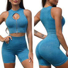 Lataa kuva Galleria-katseluun, Women's Seamless Yoga Set - Premium Short Sleeve & Shorts in active Dark Tones