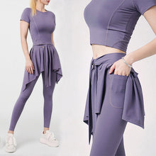 Lataa kuva Galleria-katseluun, Women's Sustainable Yoga Set - 2-Piece Activewear with Skirt Overlay | Eco-Friendly Fitness Wear