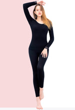 Lataa kuva Galleria-katseluun, The difference with yoga clothes is that there is no pressure