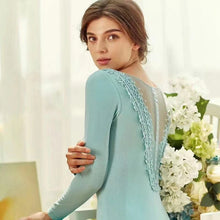 Lataa kuva Galleria-katseluun, Lace back is beautiful and elegant