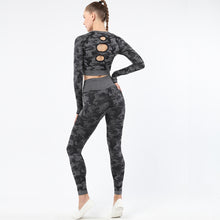 Lataa kuva Galleria-katseluun, Womens camouflage Workout Tracksuit 2 Pieces Set Hollow back High Waist Leggings and Long Sleeve Crop Top Yoga Activewear